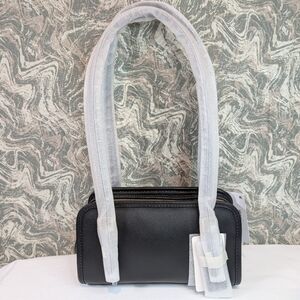 NWT Coach Swing Zip 20 Bag Black